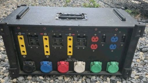 Picture of Distro - Distro Box Pass-Thru 1200 Amp Box - The Cube